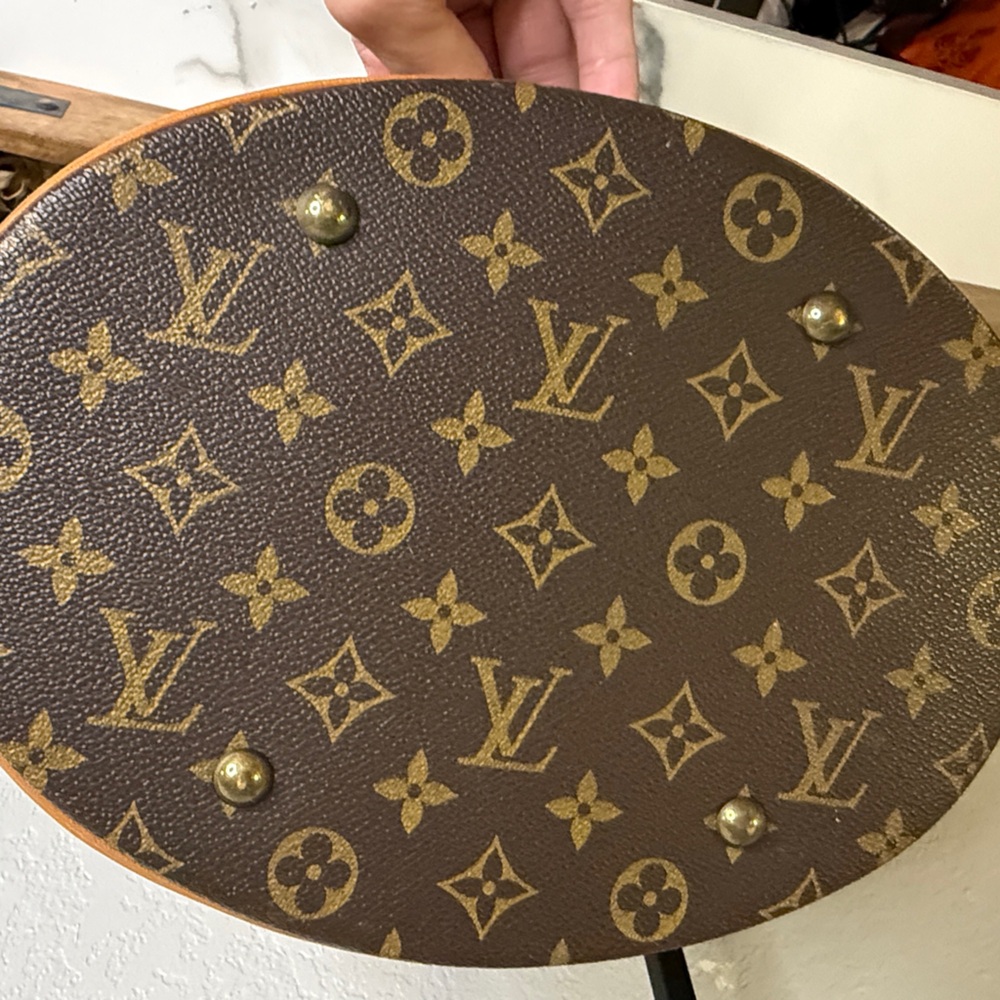 Vintage Louis Vuitton Bucket Tote with COA - Picture 10 of 12